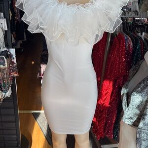 Guess Elegant White Ruffle Mini Dress